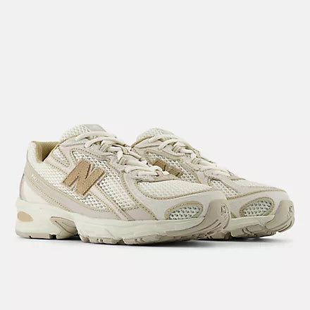 New Balance 740