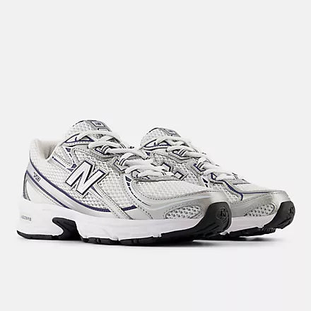 New Balance 740